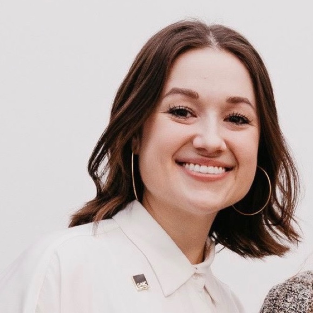 Meet your Posher, Rebecca